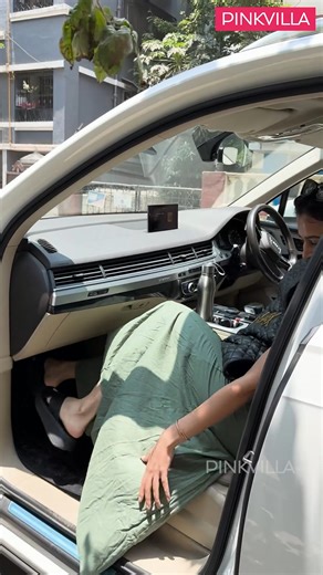 21K views · 141 reactions | #TejasswiPrakash aka teja spotted!朗 #pinkvilla | PinkVilla | Facebook