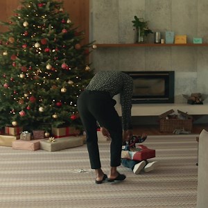 Want to take your holiday look to the next level? Turn to our sleek, new dress-up essentials. | H&M