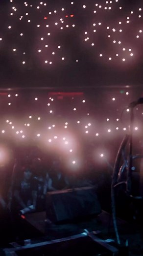 'Rivers' 🌊 en vivo en Teatro Caupolicán - Chile 2022 | Epica Fanpage Argentina