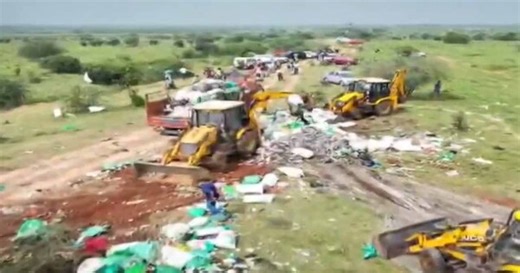 Kerala Government Removes Biomedical Waste Illegally Dumped In Tamil Nadu |