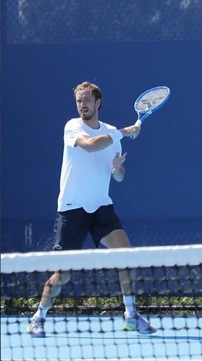 This Forehand Breaks Every Rule… But Wins