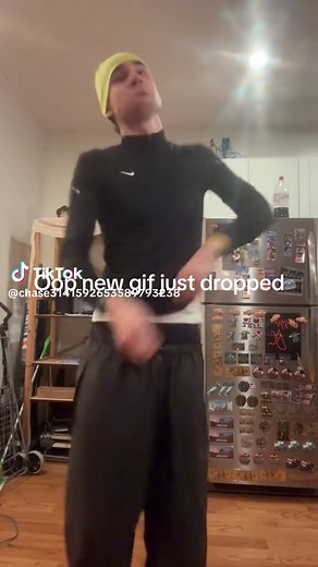 how to make a GIF from video (new TikTok Oop GIF)