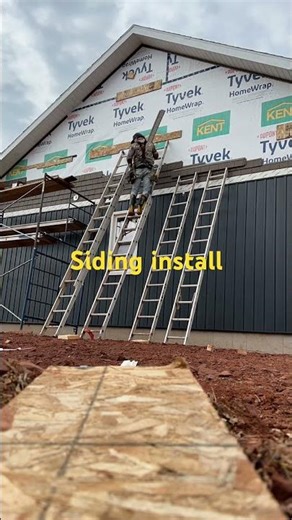 Siding install Novik shake in the gable #siding #carpentry #diy