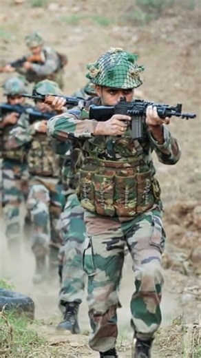 🇮🇳 Border Par High Alert! Indian Army Soldiers Patrolling Together | Real Combat Mission Visuals |