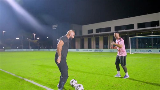 Messi's bodyguard put his football skills to the test