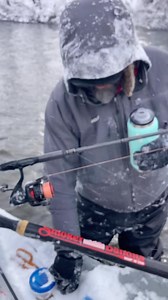 19K views · 1.5K reactions | A little trick for you to use in cold cold weather! @bigdavesfishingadventures droppin the knowledge. | Addicted Fishing | Facebook