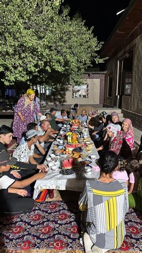 Sayohatuzb | Oila davrasida kechki taom😊20:26 . . #sayohatuzb | Instagram