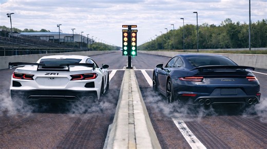 1,064 HP Chevrolet Corvette ZR1 vs Porsche 911 Turbo S drag race