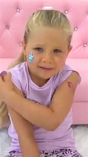 Mommy’s Magic Touch for Boo Boos ✨ When Diana and Roma get hurt, Mommy’s magic touch helps them feel better 💖 Watch the sweet moment as they feel all better with Mommy’s love and care #DianaShow #MommyMagic #BooBooHealing #KidsFeelBetter #FamilyCare #FacebookKids #DianaAndRoma #HealingWithLove #FunForKids #MommyAndMe | Kids Diana Show