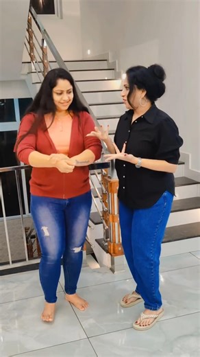 Kerala oil comedy 🤣#funny #entertainment#telugucomedy#comedy#trending#viral#explore#family #friends