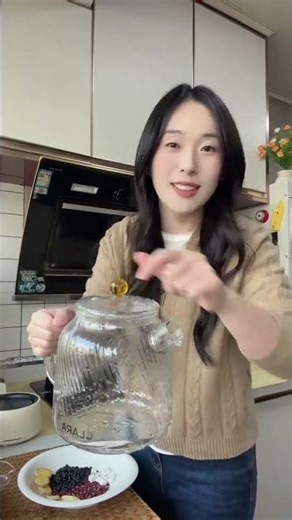 Revitalize Your Spring with Double Bean & Poria Cocos Tea