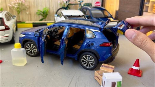 Unboxing of Toyota Corolla Cross 118 Scale Miniature Diecast Model Car