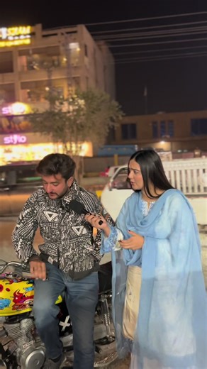 Emaansultan's Fun Interview Highlights