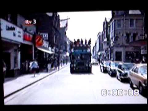 holiday on the buses 1973