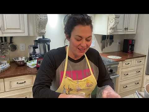 Turkey Cat Food that'll drive your cats nuts... and how to make it!