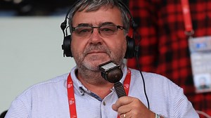 How old is Jonathan Pearce and how long has he been a commentator for?
