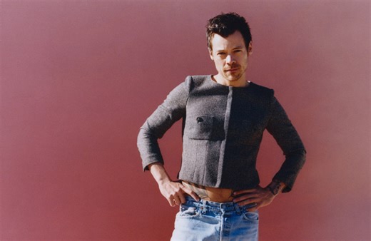 Harry Styles breaks records worldwide with Kiss All the Time. Disco, occasionally.