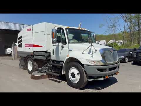 2013 ELGIN BROOM BEAR VP57768