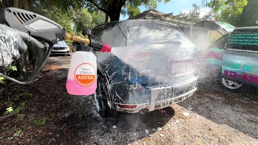 Car Detailing Tampa | Premium Mobile Auto Detailing If you’re searching for Car Detailing Tampa, you’ve found the top-rated mobile auto detailing service trusted by Tampa Bay’s most demanding drivers. We specialize in professional interior and exterior car detailing, paint correction, ceramic coating, odor removal, and luxury vehicle care—delivered directly to your home or office. Our Car Detailing Tampa services are designed for busy professionals, luxury car owners, and anyone who expects show