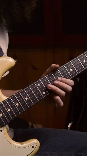 Fuzz time! 🎸 Check my ➡️Patreon (link in bio) for lick tutorials, tabs and more Taking the Banana Fuzz by @collateralfx for a spin! . . . . . #guitarra #bluesrock #pedals #guitareffects #guitarplayer #fender #stratocaster #guitarra #guitartonedaily #fuzzface #fuzzpedal #germaniumfuzz #guitargear #guitartone #guitarrablues #guitarrista #bluesy #philipsayce #heavyblues | Guto Konrad
