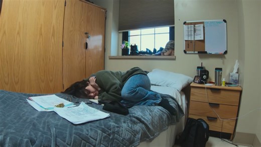 Hollywood Minute: PTSD Documentary | CNN