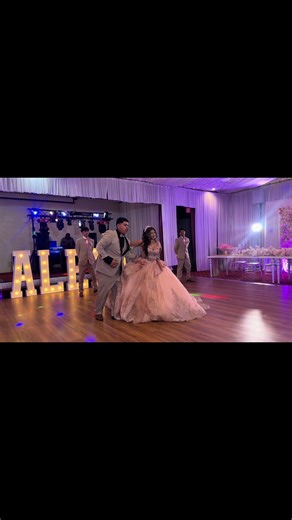 Beeloved Choreography (@beelovedchoreography)’s videos with original sound - Beeloved Choreography