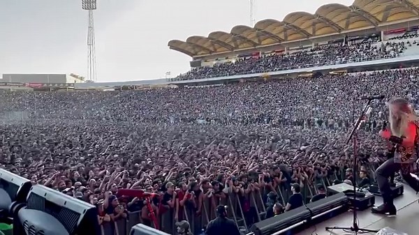 138K views · 6.1K reactions | Pantera - Cowboys From Hell (Knotfest Chile 2022)   #pantera | MONSTERS OF ROCK | Facebook