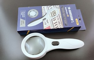 [Hot Item] Reading Magnifier 4X-65mm with 6 LED Light