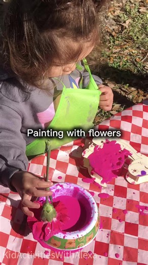 Super easy toddler activity for spring