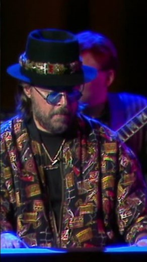 Smooth Jazz Magic 🎶 Chuck Mangione - Bellavia (Warsaw 1995) #Jazz #ChuckMangione #Bellavia #Shorts