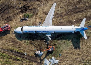 Севший в кукурузу A321 разбирали три дня: таймлапс