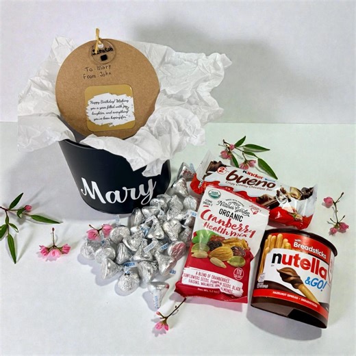 Personalized Chocolate Gift Box: Custom Scratch-off Message, 4.7-inch Round Keepsake Box, Black - Etsy