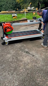 Setting up the new porcelain cutter #landscaping #porcelain #cutter #paving #patio #outdoorliving #landscapingideas #tools #bridgesaw | Wulstan Fencing & Landscapes