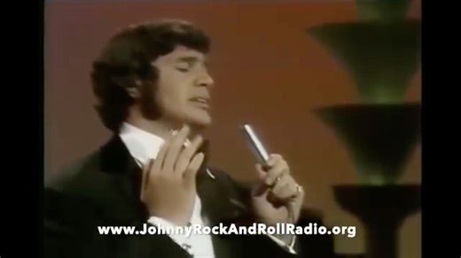 March 2, 1967 Engelbert Humperdinck hits No. 1 with “Release Me” On this day in 1967, Engelbert Humperdinck was sitting at No. 1 on the UK Singles Chart with “Release Me.” The sweeping ballad became one of the biggest hits of the decade, selling over a million copies in the UK alone and launching Engelbert into international superstardom. With his smooth baritone voice and dramatic delivery, he carved out a space in the pop world that leaned into romance, heartbreak, and pure vocal power. In one