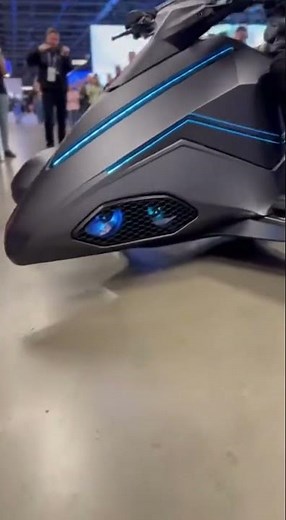 A Real Hover Motorcycle Demo at a Tech Expo 🤯 2