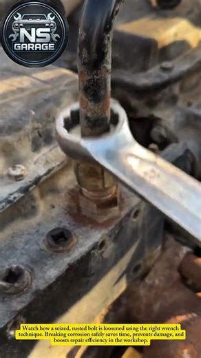 Stuck Rusty Bolt Removal Trick | Fast & Easy Mechanic Hack#mechanic #shorts