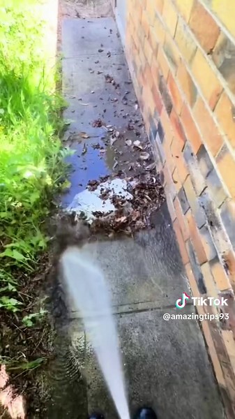 Satisfying Pressure Washing Transformation