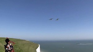 Ahead of #VEDay75 the Armed Forces came together on the White Cliffs of Dover to display their gratitude to the Second World War Generation. A Lone Piper from the Scots Guards played whilst two Battle of Britain Memorial Flight (Official) Spitfires performed a flypast overhead with HMS Severn in the background. | Royal Air Force