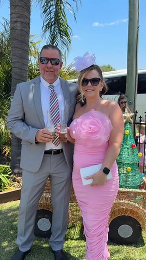 200 reactions · 7 comments |  What a day at the Esk Races! Huge...