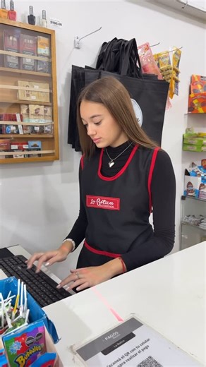 Labotica DeAle on Instagram: "Siempre informando a nuestros clientes 😅🤣"