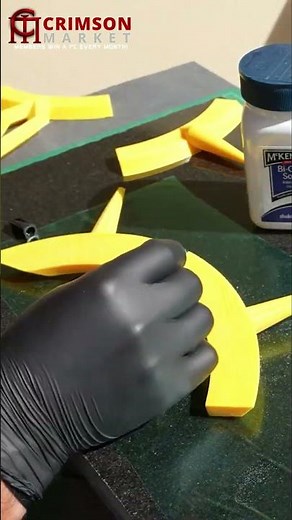 Baking Soda Hack: Make Your Plastic Shine Like New!