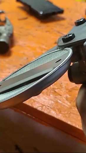 How to Install an Oil Pump on a Pontiac Engine