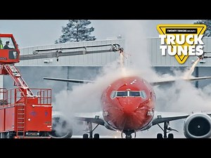 Aircraft Deicer for Children | Truck Tunes for Kids | Twenty Trucks Channel