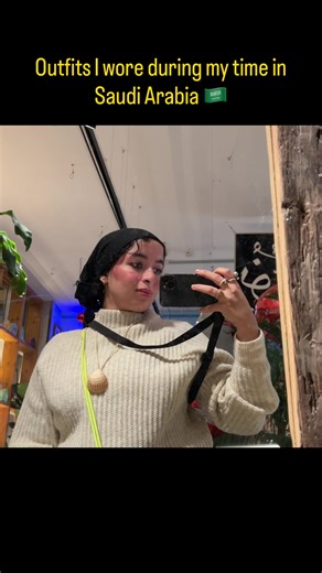 Exploring Traditional Outfits in Saudi Arabia