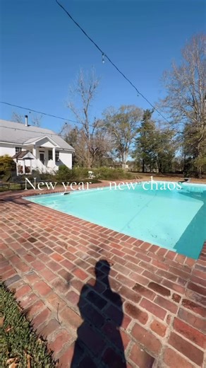 Ripped Pool Liner: Help for Pool Owners