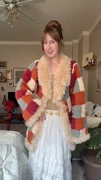 pattern on my etsy, website and ravelry. yes, it’s possible to style up LOL #crochet