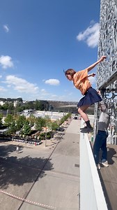784K views · 5K reactions | Jumping off the iconic Roland Garros art wall  #backflip #rolandgarros #girlpower | Lilou Ruel - Athlète Page | Facebook