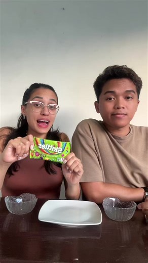 yellow💛 vs. green💚 #colorchallenge #skittles #game #husbandvswife | color challenge game