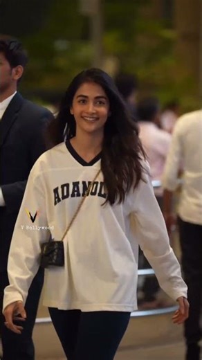 Pooja Hegde Ritik Roshan: Every Single Time — Why?