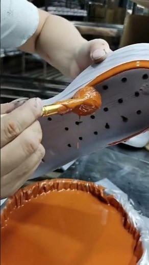 Running shoe rubber sole bonding process